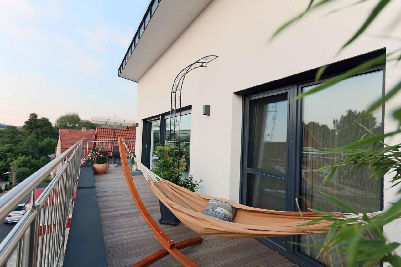 Апартаменти Penthouse Tauberblick Таубербішофсгайм Екстер'єр фото